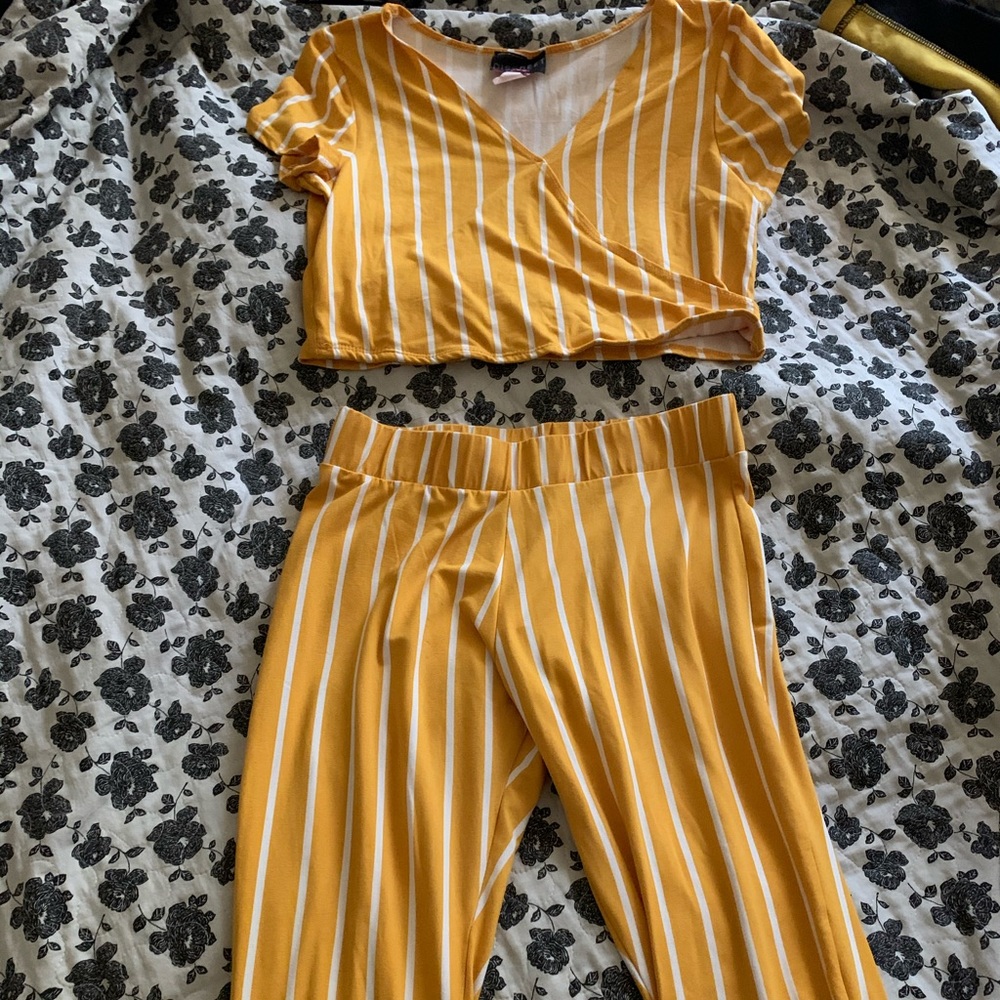 2 piece. Striped, crop top.